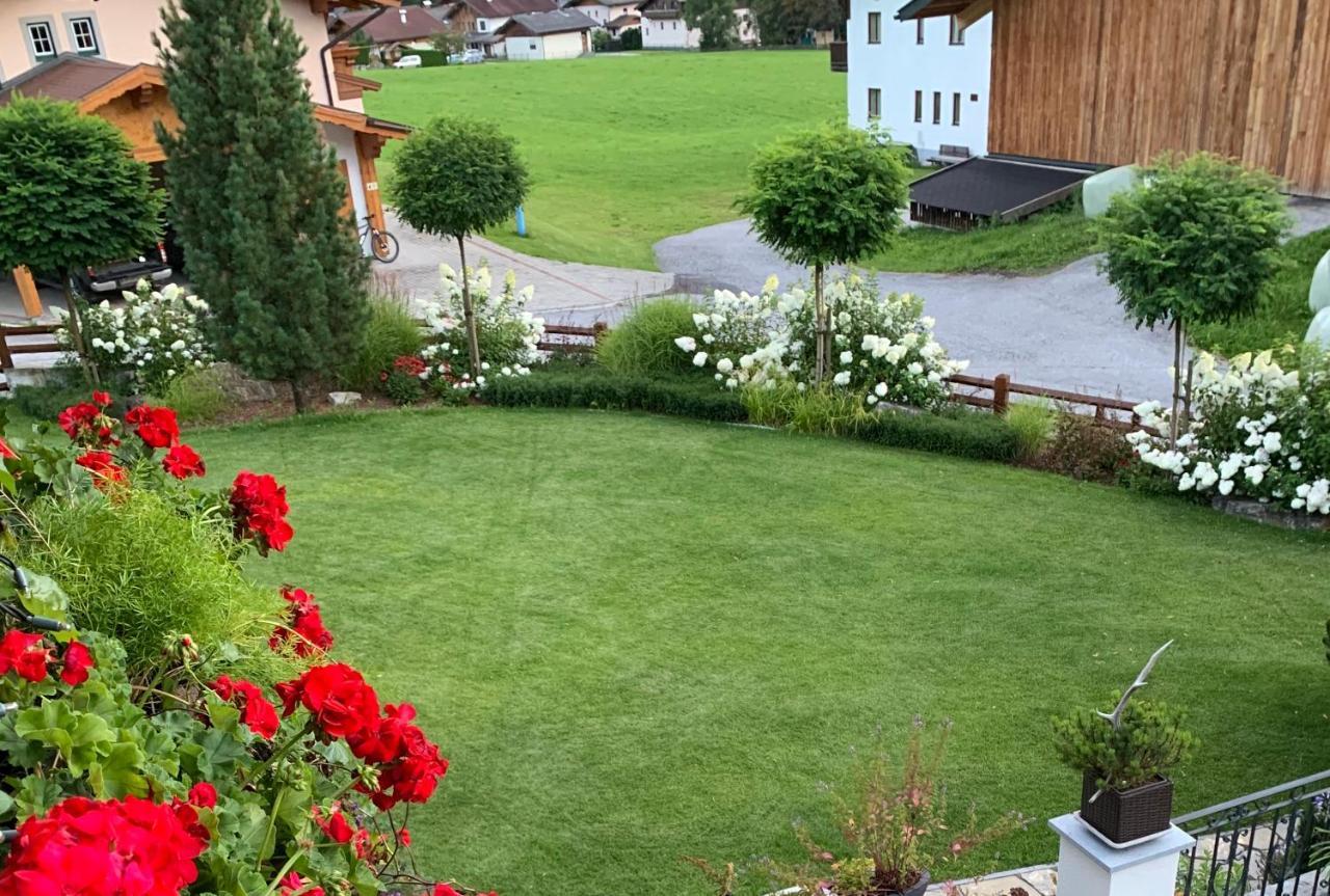 Ferienwohnungen Monika Winter Kleinarl Exterior foto